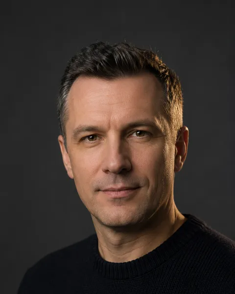 Adrian Vogelsang, Gründer und Leiter der Founder Circles bei AI Kindra